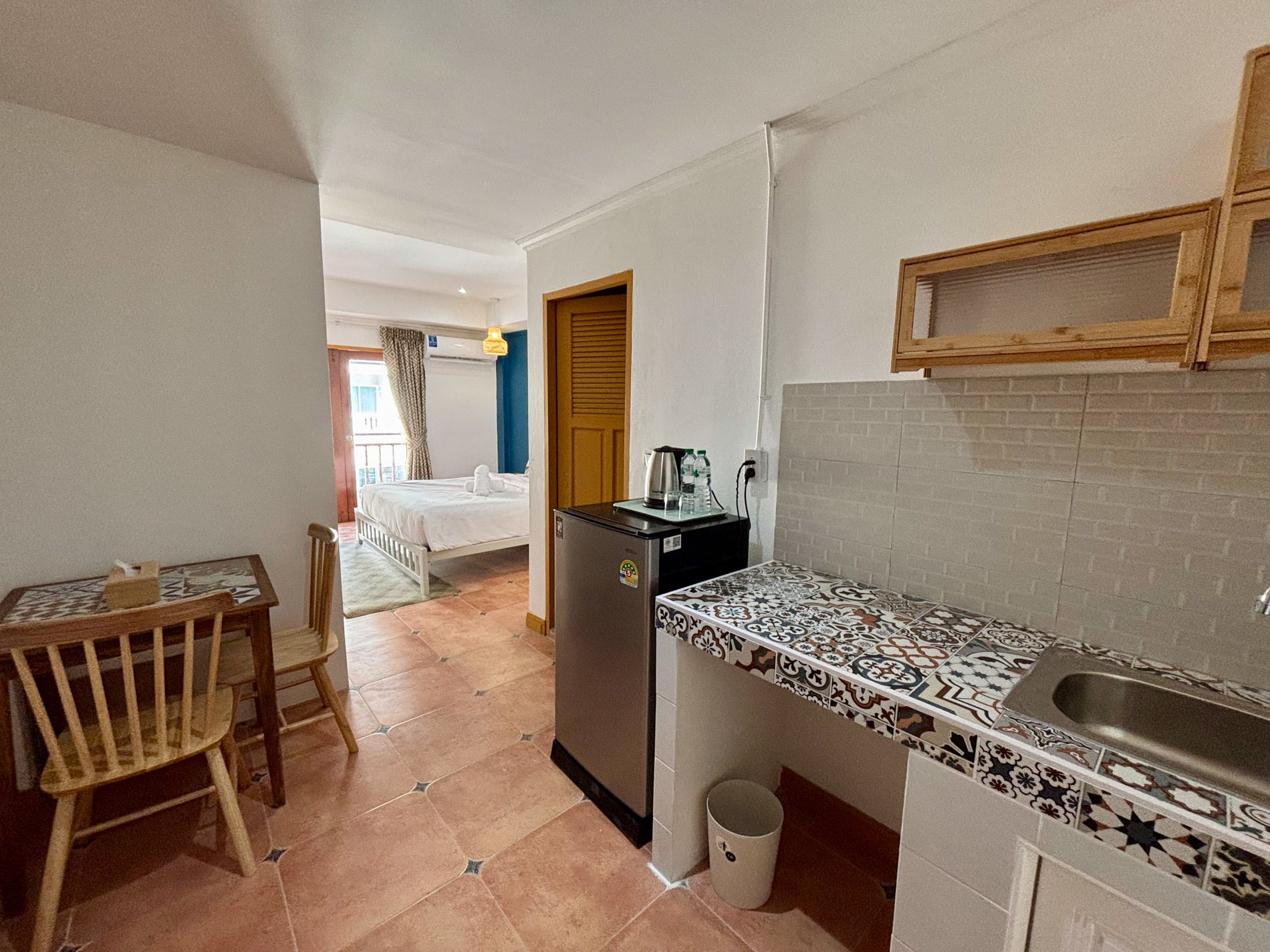 Studio Balcony Room